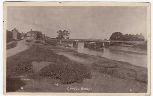 Yorkshire cawood bridge seen - cawood,