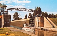 1960's Picture Postcard ~ N.Y